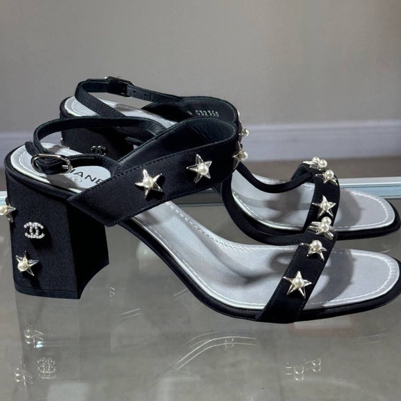 NEW Chanel Black Fabric Leather Pearl Block Heel Star Sandals Shoes - 39 - Picture 1 of 15